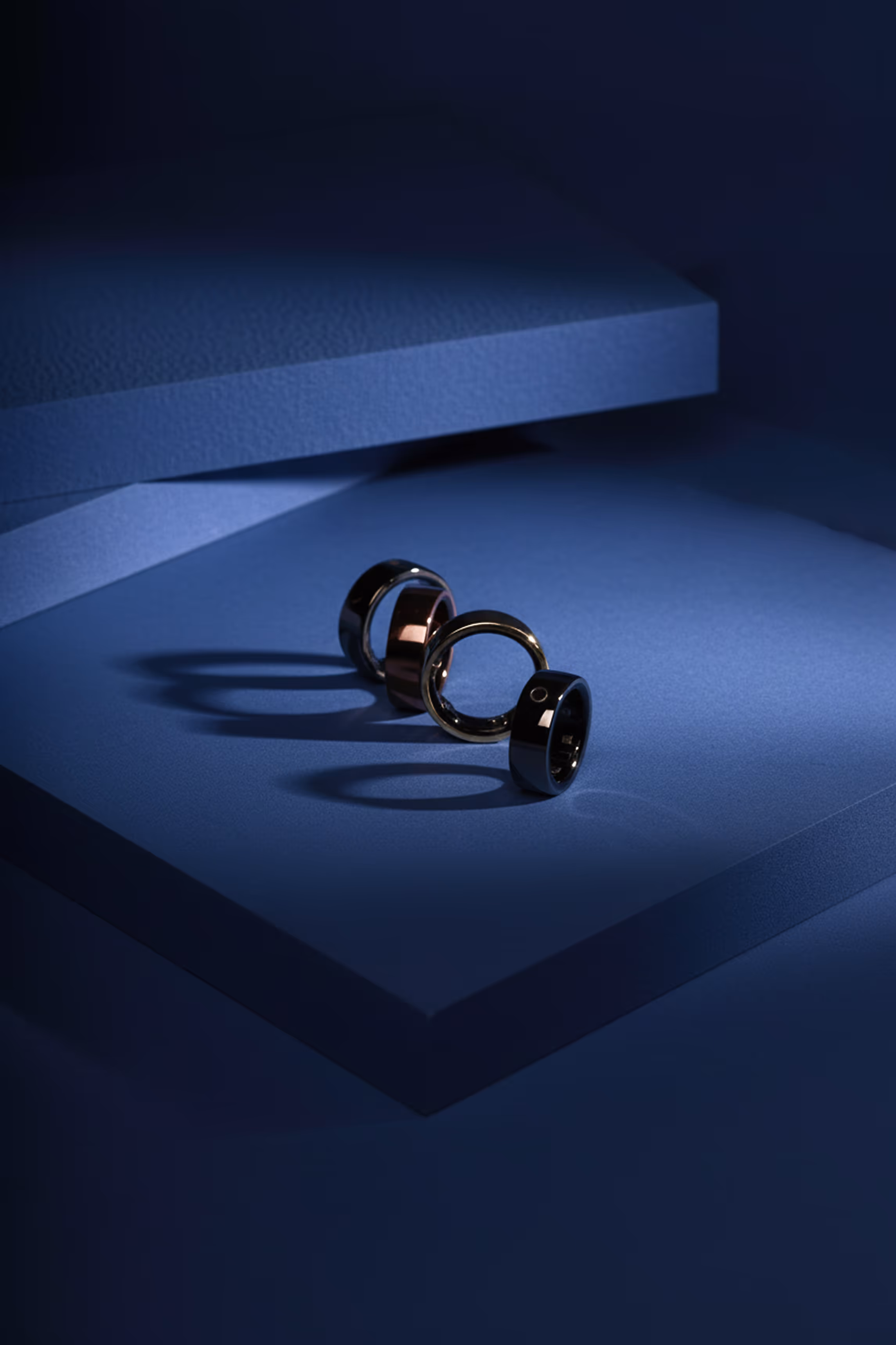 Circular Ring 2 — ring worn on the finger